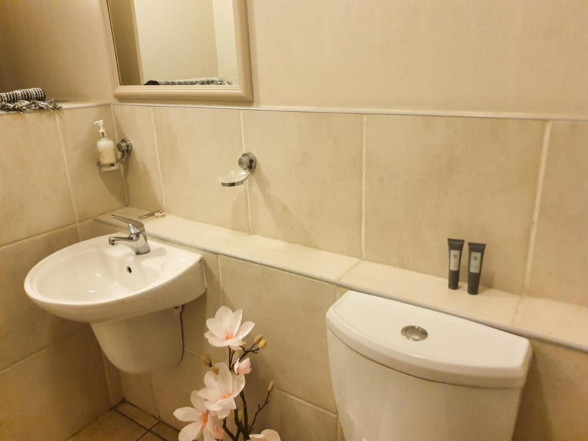 Westpoint Sandton Apartments Йоганнесбурґ Екстер'єр фото